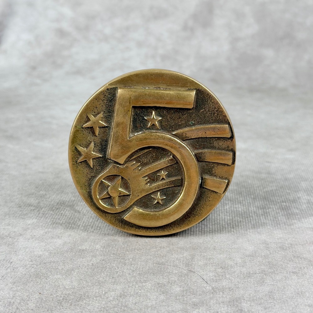 Commanders Conference 1974 Brass Paperweight Shooting Star Medallion Air Force